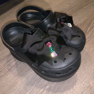 Akira Azalea Want platform Clogs SZ 9!!!